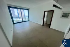 Prime Location | Unfurnished | Vacant Dec