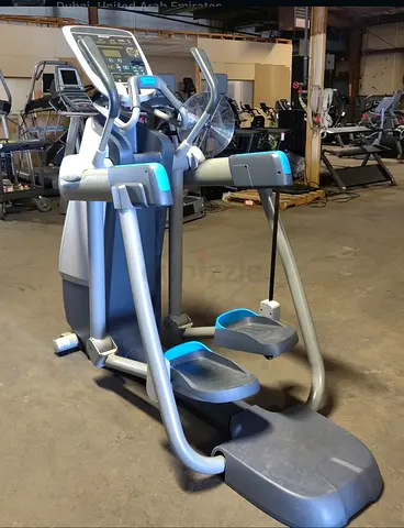 Precor AMT 885 with Stride w/P80 console