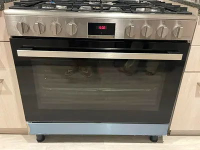 bosch full gas stove latest model 90 cm size