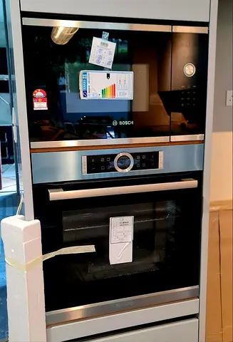 Bosch built in oven microwave combo set