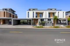 Close to Pool | Elegant | Area Specialist