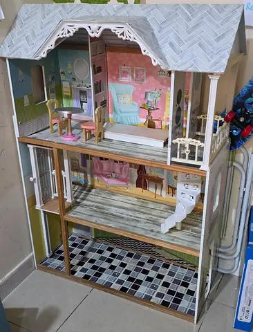 Doll house