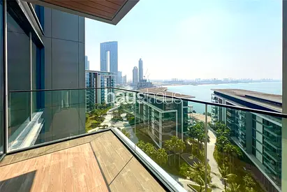 Luxury Residence | Sea Views | Prime Location