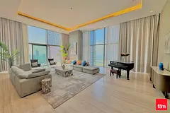 Luxurious | High Floor | Marina and Palm View