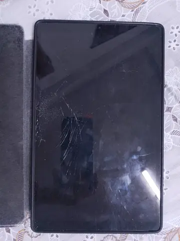 Lenovo M10