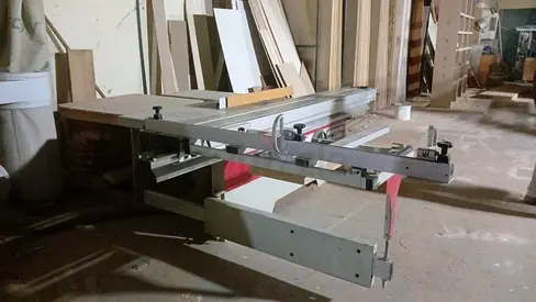 SLIDING TABLE SAW FOR THE SALE