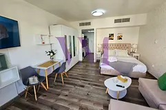 Stylish Upgraded Studio with Partial Sea View