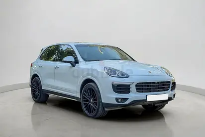 2018 Porsche Cayenne Standard 3.6L | GCC Specifications