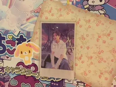 Stray kids photocards for sale! {leeknow}