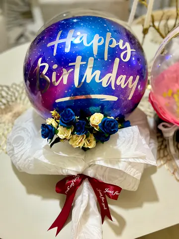 Balloon for birthdays, anniversaries, events, centerpiece.