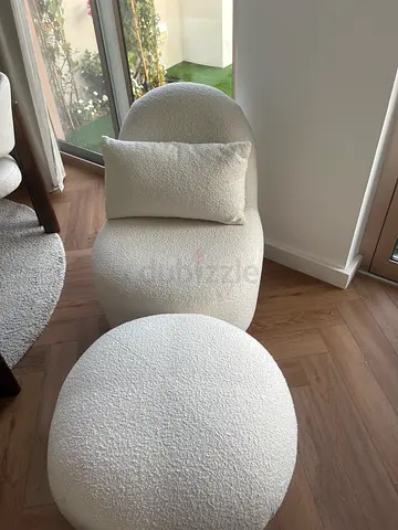 Arm chair and ottoman