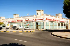 Restaurant Space for Rent – Ready to Start Immediately - The Grand Avenue