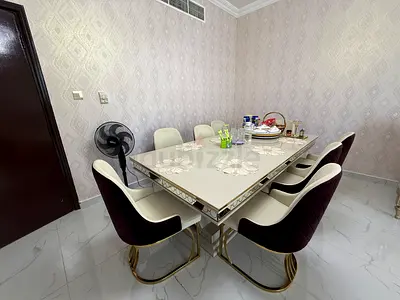 URGENT SALE – Luxury 8-Seater Dining Table – Like New – 5,000 AED