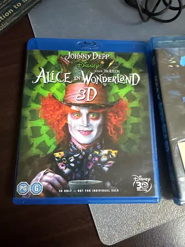 Alice in Wonderland 3D blu ray