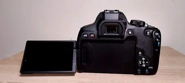 Canon 850D Camera
Excellent condition, practically new.