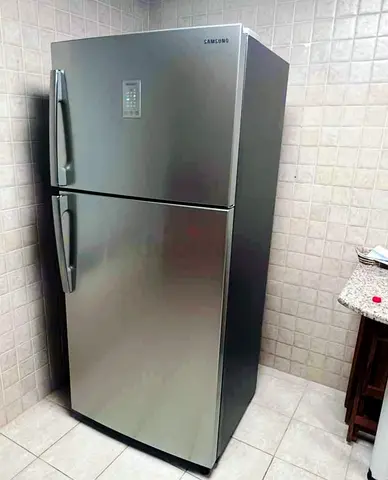 Samsung 720 Liter Two Door Refrigerator – 80 cm Width | 180 cm Height – Excellent Condition