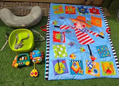 Stuff for baby all for 50aed