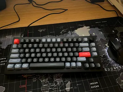 Compact Mechanical Keyboard with Stylish Design (Keychrone V1)