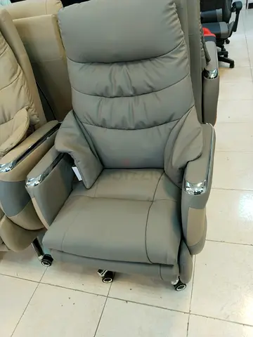 Comfortable Reclining Office Chair