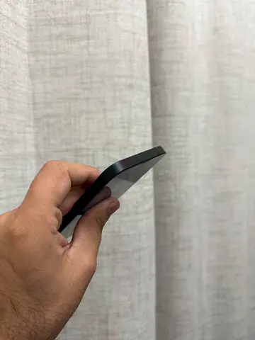 New iPhone 16e - Only Used for 1 Cycle, Like New Condition!