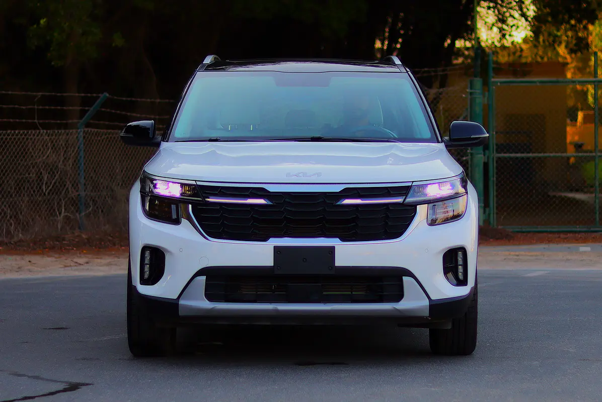 Kia Seltos 2024 — photo 1 of 20