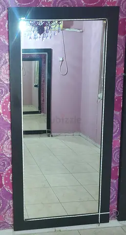 Stylish Full-Length Mirror with Elegant Frame. For 3 bess