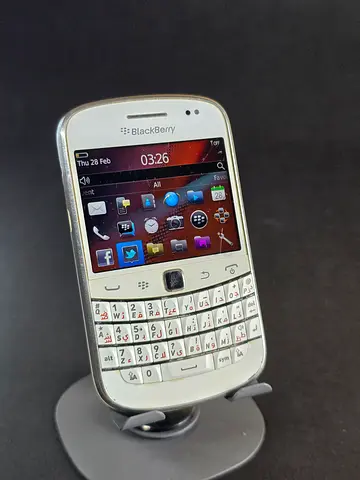 Blackberry Bold 9900
