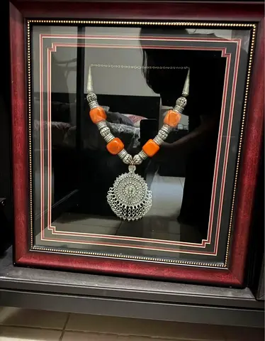 Traditional Jewellery in Elegant Wooden Frame