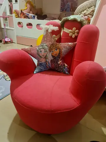 Hand chair for children