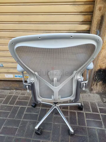 New Stock Remastered Herman Miller Aeron Mineral Chair Polished Aluminium Size B available