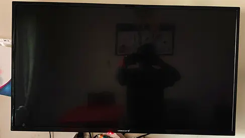 Crisp and Clear Videocon 40 LED TV for Sale! Bought a Bigger Size TV difficult to accomodate