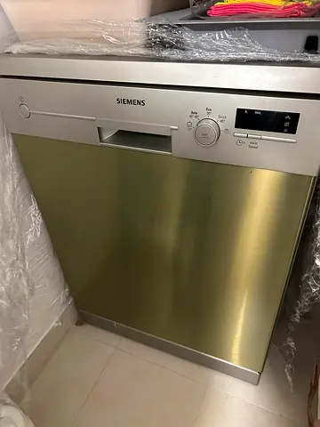 Siemens dishwasher very lightly used
