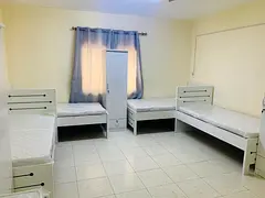 LADIES BEDSPACE AVAILABLE IN KARAMA WITHOUT ANY COMMISSION