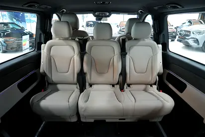 Mercedes-Benz V-Class V 300, миниатюра 12