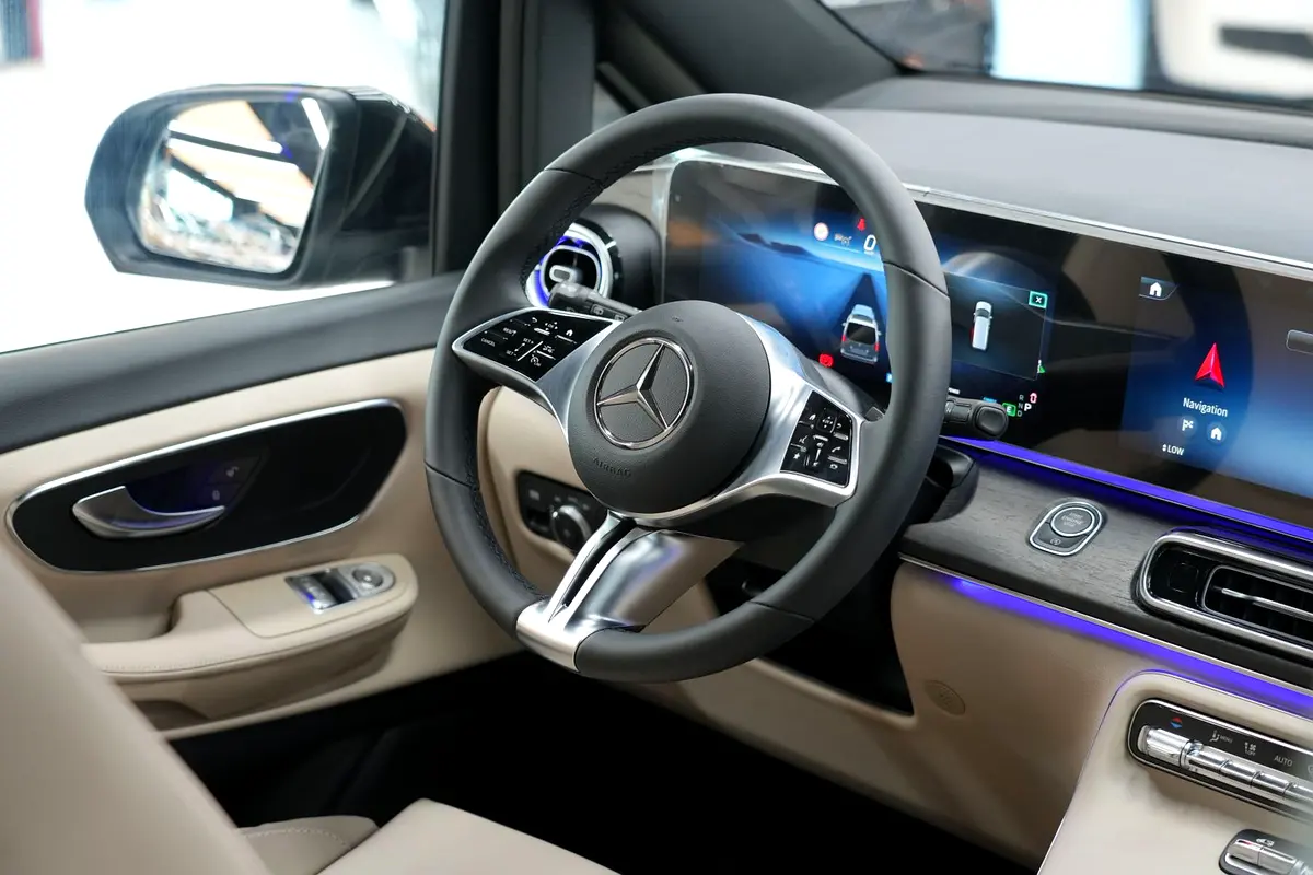 Mercedes-Benz V-Class 2026