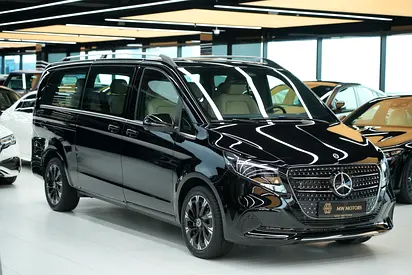 Mercede-Benz V 300 AVANTGARDE | 2026 GCC 0km | Agency Warranty | 360 View | 64 colors Ambeint Lights