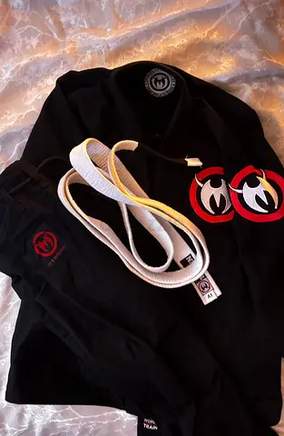 Authentic Martial Arts Jim jitsu Gi Set with white Belt bjj