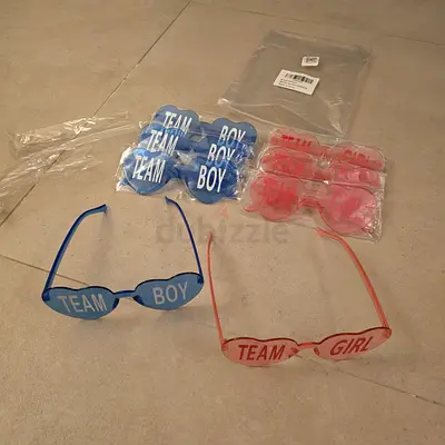 Gender Reveal Glasses, 8 pieces, 4 pink and 4 blue