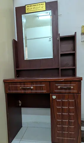 Stylish Brown Dressing Table with Mirror and Storage