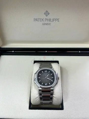SC Patek Philippe 7118 Grey 1-1