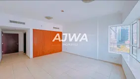 1 Bed with balcony near metro