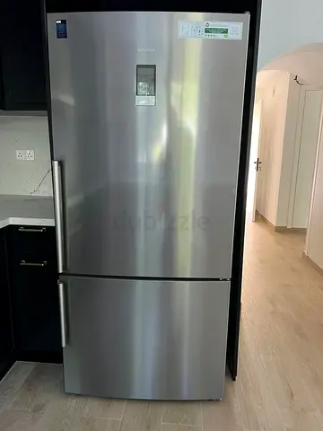 Siemens Fridge Free Standing Fridge Freezer with a Freezer at Bottom German KG86NAI30M