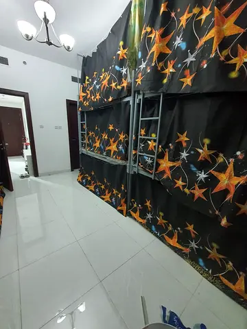 Bedapace in Jumeirah 1 ( appartment ). Aed 525 only for decent bachelors