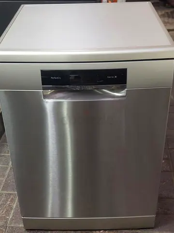 Bosch Series 8 Model Three Rack Dishwasher WiFi Connect Zeolith Drying Technology