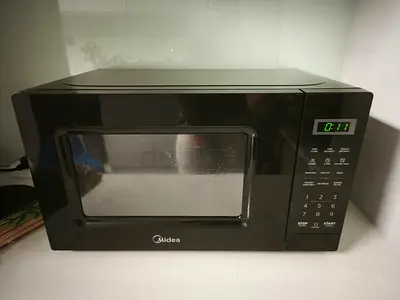 Aldea Microwave - Compact and Efficient Kitchen Appliance