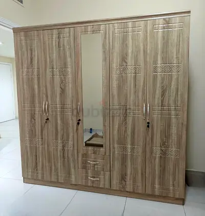 Spacious Wardrobe with Mirror - Perfect Storage Solution