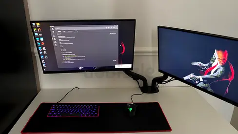 بي سي للبيع