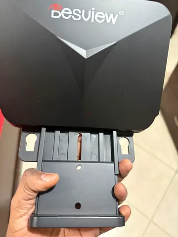 Professional Besview T3 Teleprompter
Compatible with smartphones, tablets, and DSLR cameras.
Perfect