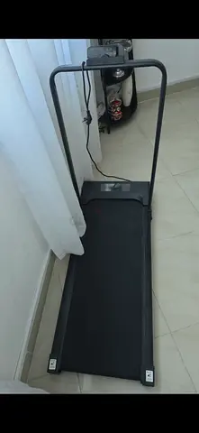 Walking pad with remote and incline