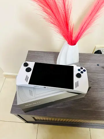 ASUS ROG ALLY Z1 EXTREME 512 GB Portable Gaming Console - Unboxed and Ready to Play!